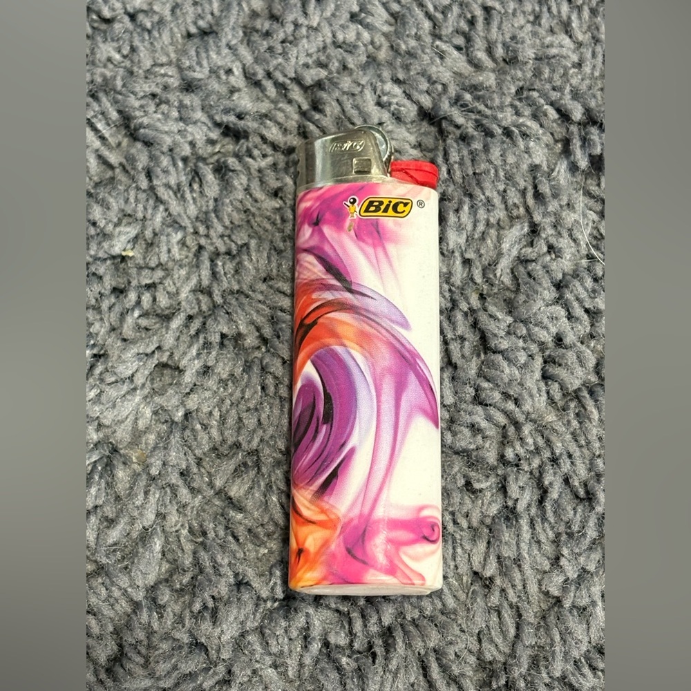 NWT Bic purple and red swirl lighter